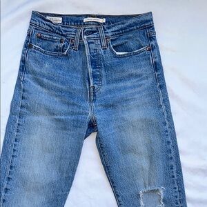 Levi's Blue Straight Leg Jeans with Classic Style